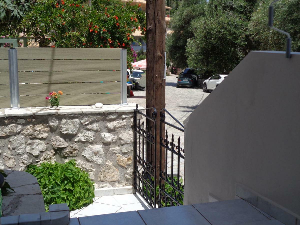 Green View Apartments Áyios Nikítas Exterior foto